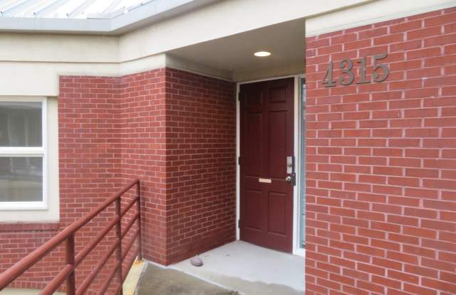 4315-4317 NORTHVIEW Drive Gallery 3