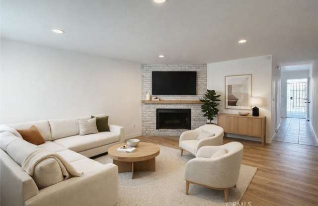 1765 W Glenoaks photos photos 1765 W Glenoaks photos photos