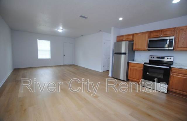 5621 Overlook Drive East Gallery 3