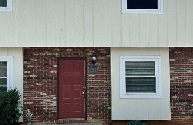 2 Bedroom / 1.5 Bath Townhome Kingsport TN photos photos