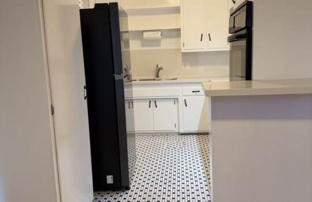 6013 Carlton Way unit: 1 Gallery 4