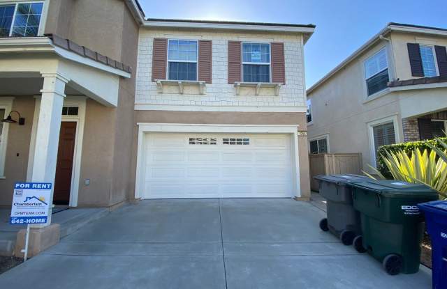 *Move In Special* 2 story 4 Bedroom Home located in Amber Woods Community photos photos
