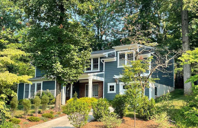 2634 WEST STREET - 2634 West Street, Idylwood, VA 22046