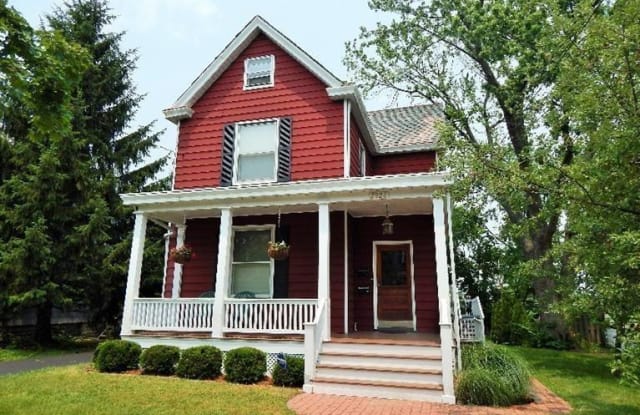 2926 Portsmouth Avenue - 2926 Portsmouth Avenue, Cincinnati, OH 45208