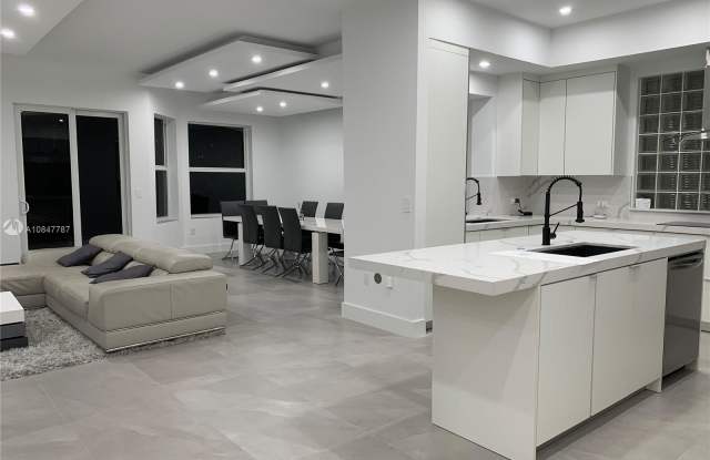 21031 NE 32nd avenue - 21031 Northeast 32nd Avenue, Aventura, FL 33180
