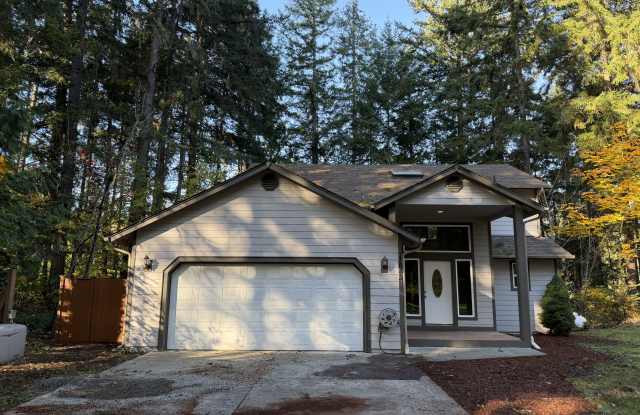 17643 East Clear Lake Boulevard Southeast Gallery 1