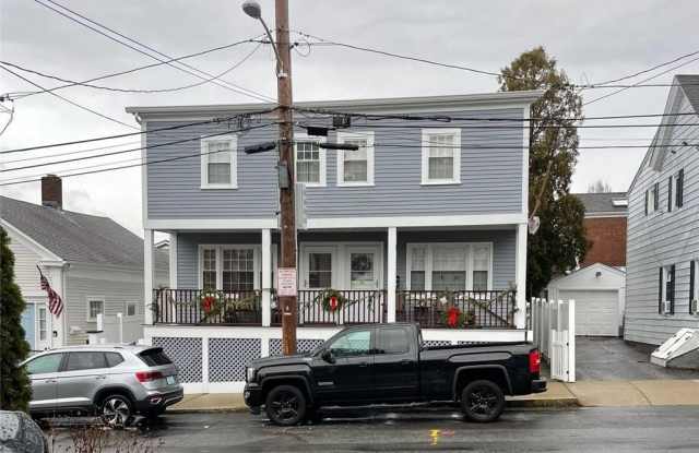 20 Dearborn Street - 20 Dearborn Street, Newport, RI 02840 20 Dearborn Street - 20 Dearborn Street, Newport, RI 02840