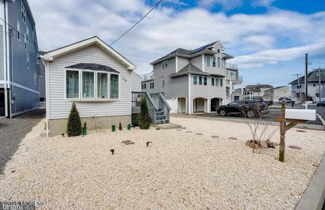 38 Bay Breeze Drive photos photos