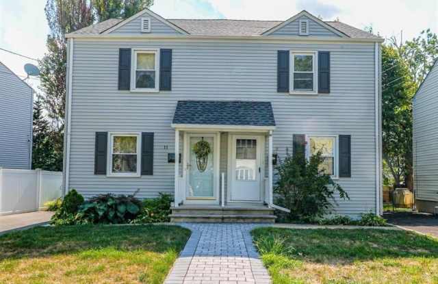 9 MacArthur Drive photos photos