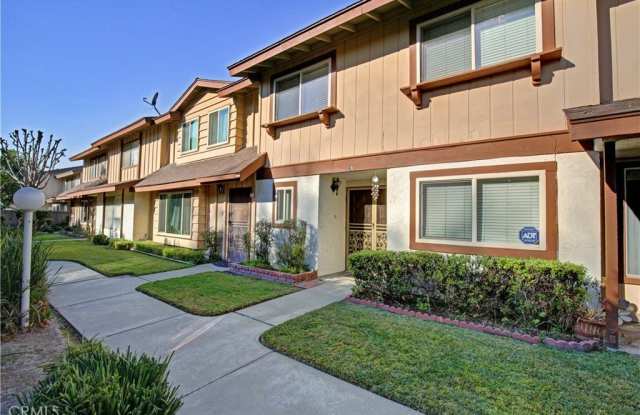 11000 Woodruff Avenue photos photos