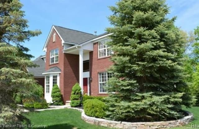 1146 GENTRY Drive - 1146 Gentry Drive, South Lyon, MI 48178