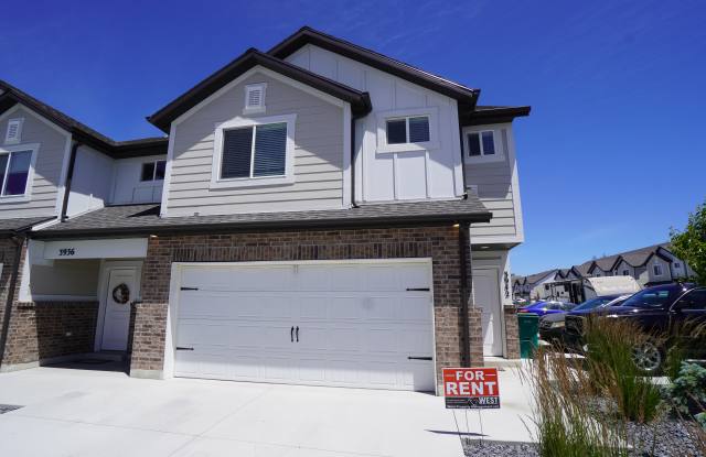 3942 S 3450 W photos photos