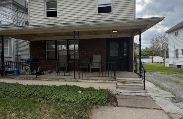 224 New Mallery Place photos photos