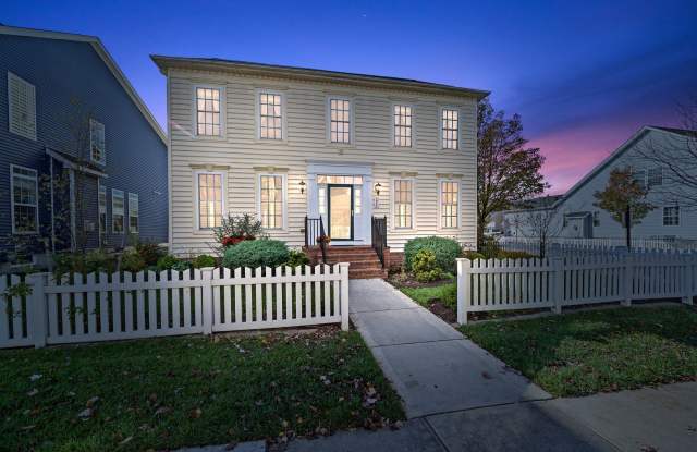 Serene Intown living in Historic Milton, beautifully restored 3,100-sq-ft - 4 bedroom, 2 full bath, 2 half bath home. - 224 Sundance Lane, Milton, DE 19968