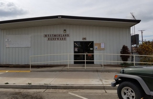 195 S Center ST - 195 South Center Street, Westmorland, CA 92281