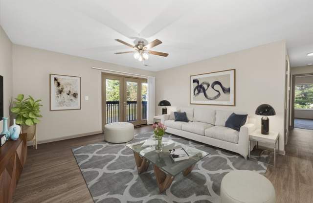 1317 Esic Dr photos photos