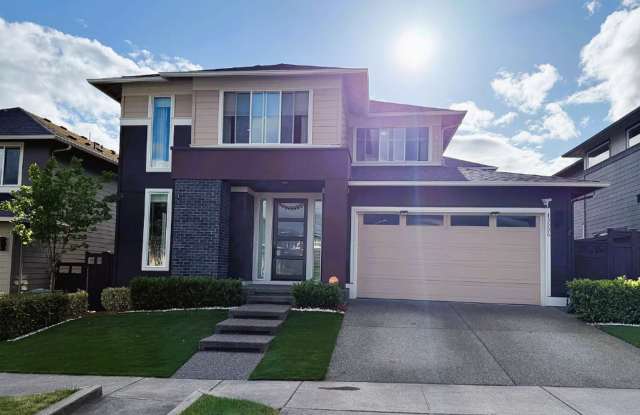 Beautiful and Spacious 4 Bedroom Home in Monroe photos photos