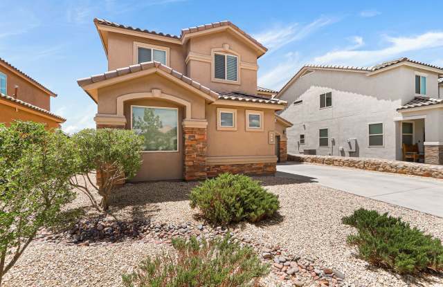 Stunning 4 Bedroom, 3 Bath Home In El Paso TX - Gallery 4