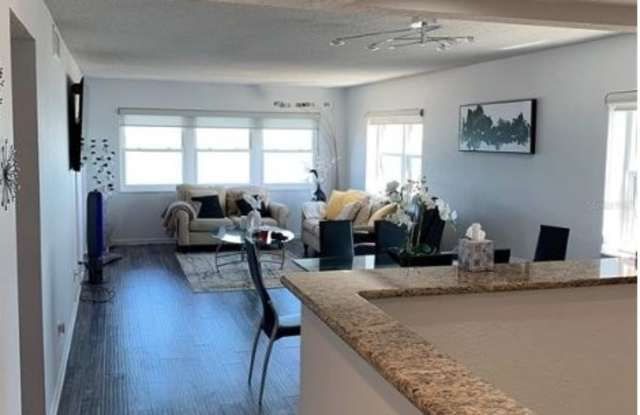 1230 Gulf Boulevard photos photos