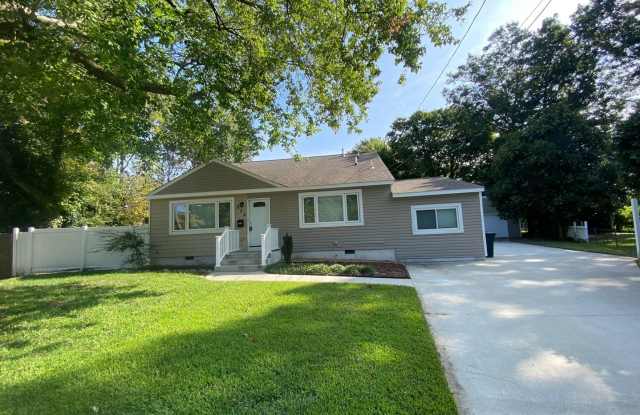 Introducing 804 Romney Lane, a stunning residence! Gallery 1