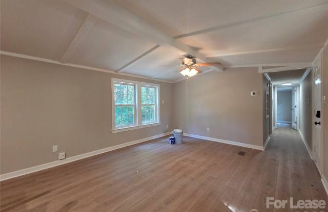 1361 Regal Oaks Lane Gallery 4