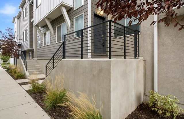 15097 Halter Way Gallery 1