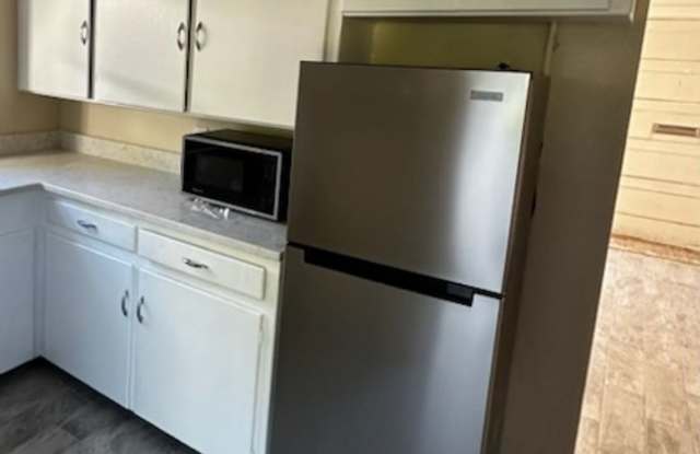 Next to Caldwell Hospital - 1706 Howard Avenue, Caldwell, ID 83605