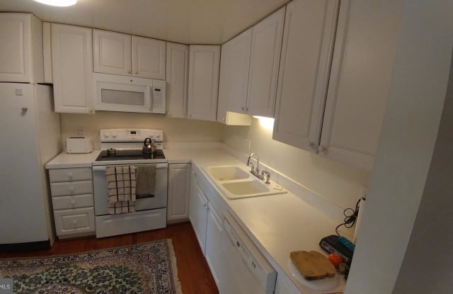 225 VIRGINIA AVENUE S - 225 S Virginia Ave, Falls Church, VA 22046