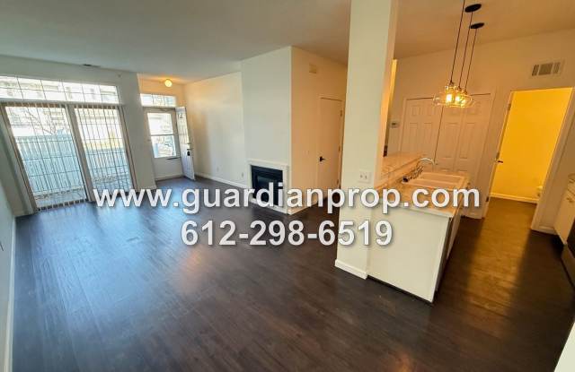 Woodbury Townhouse Available Now, Updated Bath, Open Floor Plan, Loft Area, Fireplace, Attached Garage photos photos Woodbury Townhouse Available Now, Updated Bath, Open Floor Plan, Loft Area, Fireplace, Attached Garage photos photos