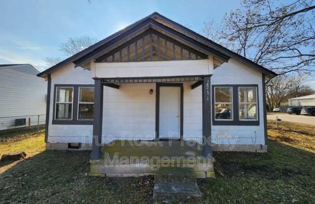 231 W 4th St. - 231 West 4th Street, Ada, OK 74820