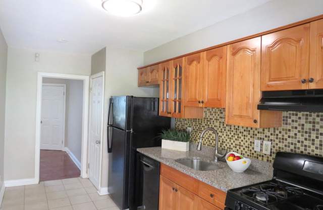 938 ELM RIDGE AVENUE Gallery 2