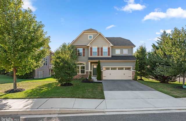 2419 VALLEY VIEW Way Gallery 1