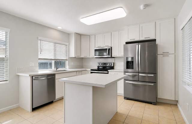 Ocean Pointe: 3-bed, 2.5 bath, single family home now available for rent ! Gallery 4