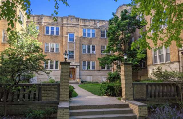 908 Reba Place photos photos