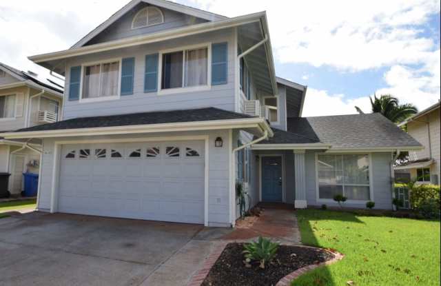 Single-family home with 4 bedrooms, 2.5 bathrooms, and 2-car garage. photos photos