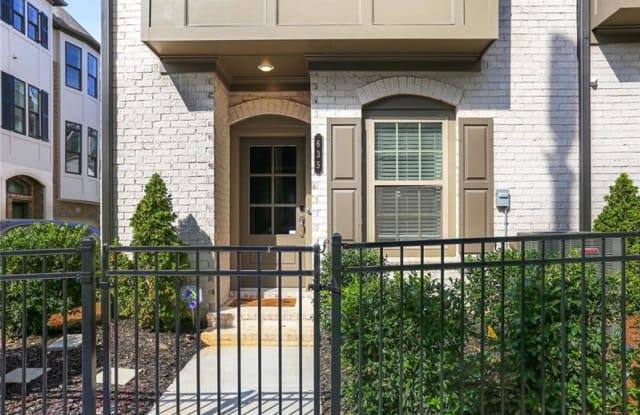 635 Broadview Place NE - 635 Broadview Pl NE, Atlanta, GA 30324