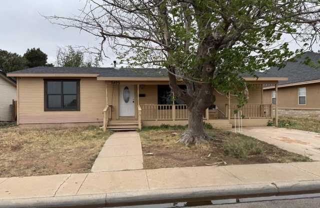 5405 McKnight Dr Gallery 1