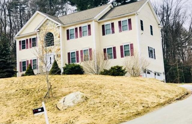 35 Redgate Lane - 35 Redgate Ln, Essex County, MA 01845