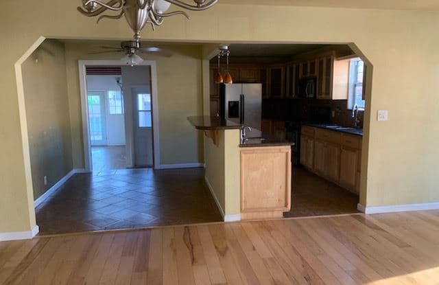 1317 E Plymouth St - 1317 East Plymouth Street, Long Beach, CA 90805