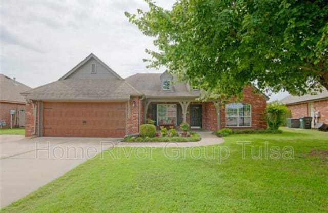 8907 N 154th East Ave - 8907 North 154th East Avenue, Owasso, OK 74055