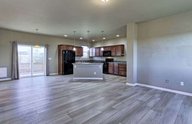 3 Bedroom 2 1/2 Bath in Loveland photos photos