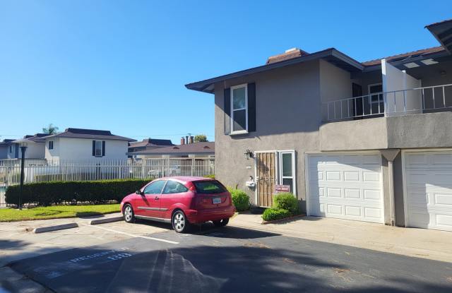 Lovely Cypress townhouse available, garage, patio, laundry and pool access photos photos