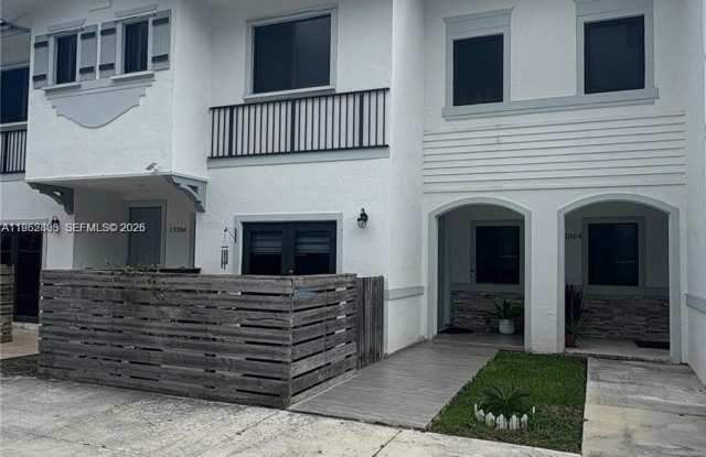 13360 SW 250th St photos photos