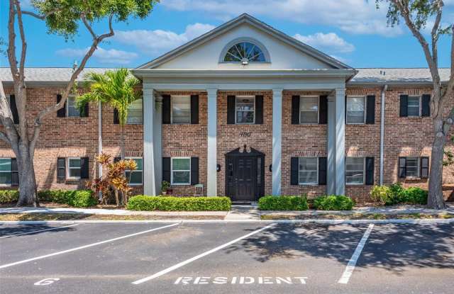 1130 RUE DES CHATEAUX - 1130 Rue Des Chateaux, South Pasadena, FL 33707