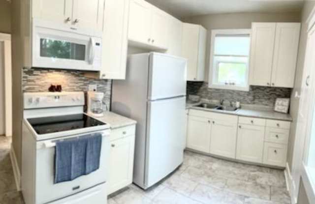 1427 Bellinger Street - 1 Gallery 3