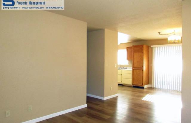 Cozy 3 bd. home on a conveniently located corner lot! Gallery 4