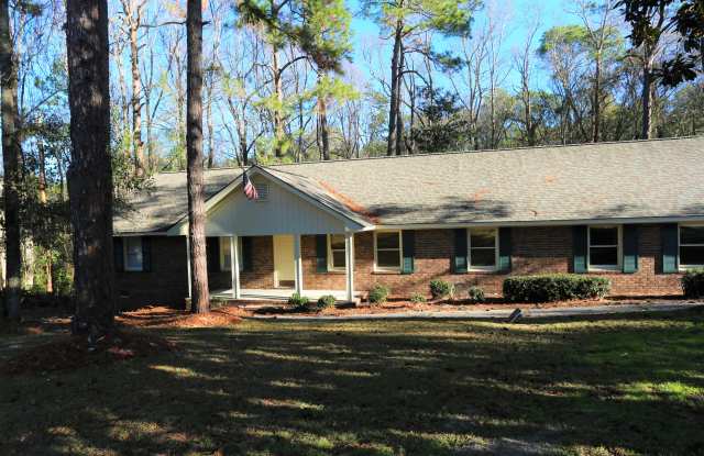 313 Mobley Dr photos photos
