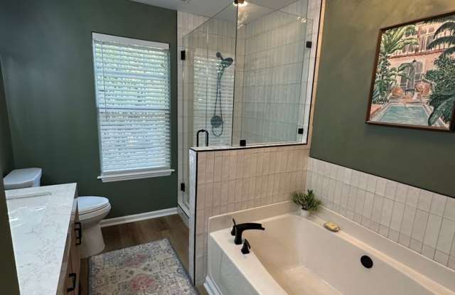 2 Bedroom Townhome in Raleigh photos photos