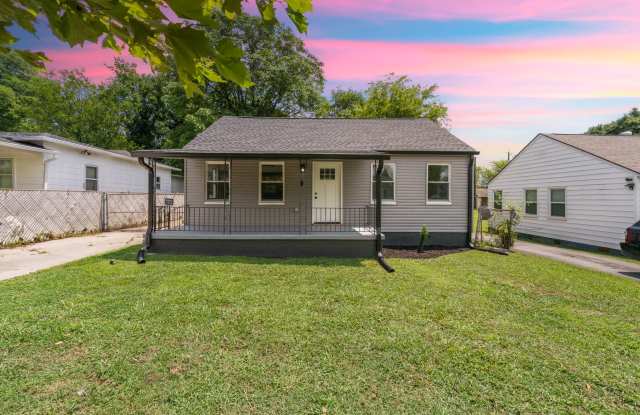 2624 Woodbine Ave photos photos