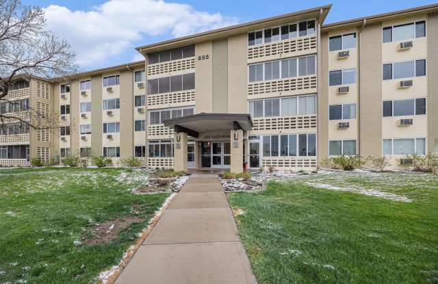 Coming Soon – Beautifully Updated Condo in Windsor Gardens, Denver’s Premier 55+ Community! photos photos